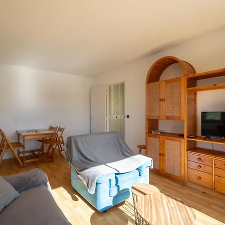 Apartment T2 Idealement Situe A - Proche Plage, Commerces Et Gare - Parking Prive - Fr-1-319-452 Arcachon