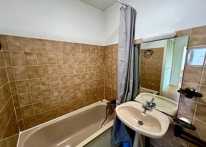 Apartamento T2 Idéalement Situé à - Proche Plage, Commerces Et Gare - Parking Privé - Fr-1-319-452 Arcachon