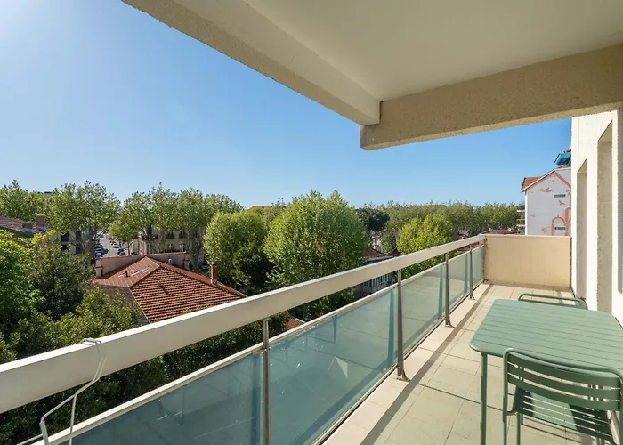 T2 Idéalement Situé à - Proche Plage, Commerces Et Gare - Parking Privé - Fr-1-319-452 Apartamento *